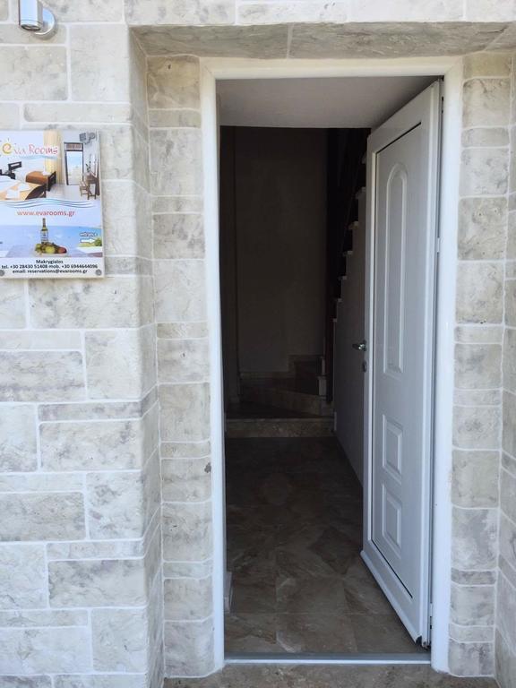 Eva Rooms Makry Gialos  Exterior photo