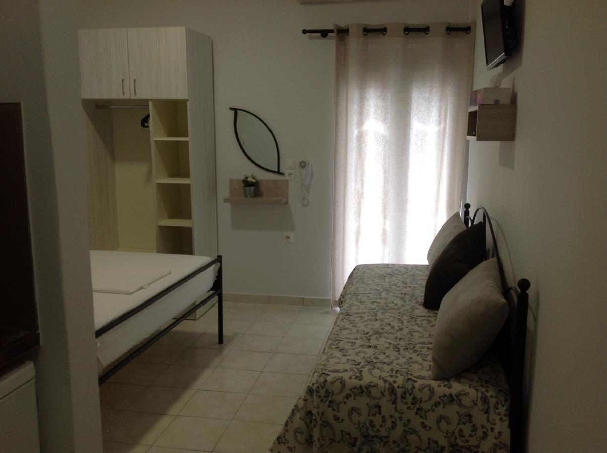 Eva Rooms Makry Gialos  Exterior photo